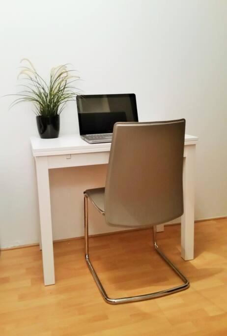 New Shalalaliving Vienna - Cosy Home Meidlinger Markt Kg12 Exterior photo